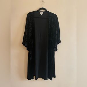 Hinge Velvet Duster